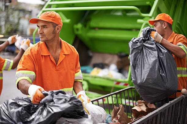Best Retail Junk Removal  in Streator, IL